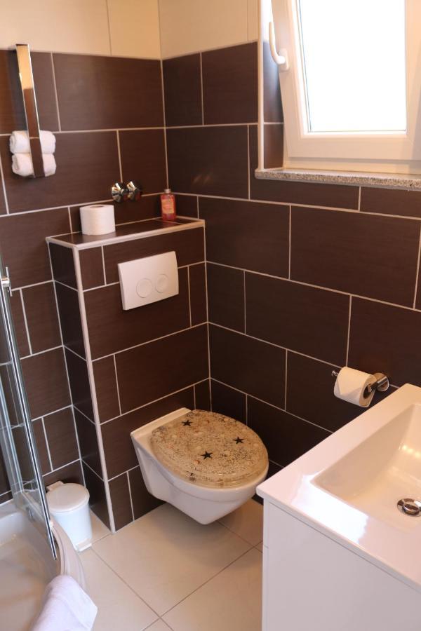 Apartment Matic Vrsi Exteriör bild