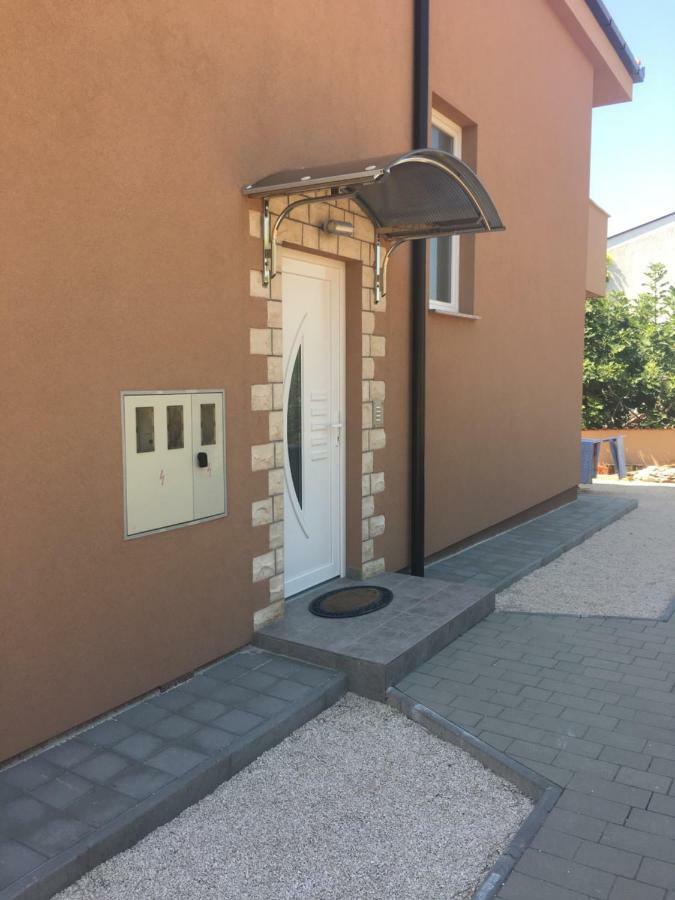 Apartment Matic Vrsi Exteriör bild
