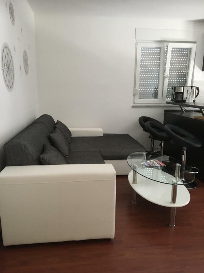 Apartment Matic Vrsi Exteriör bild